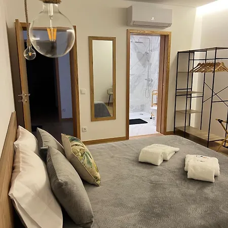 Lugar Do Paraiso - Casa Do Armazem - Do Conde Feriehus Touguinho